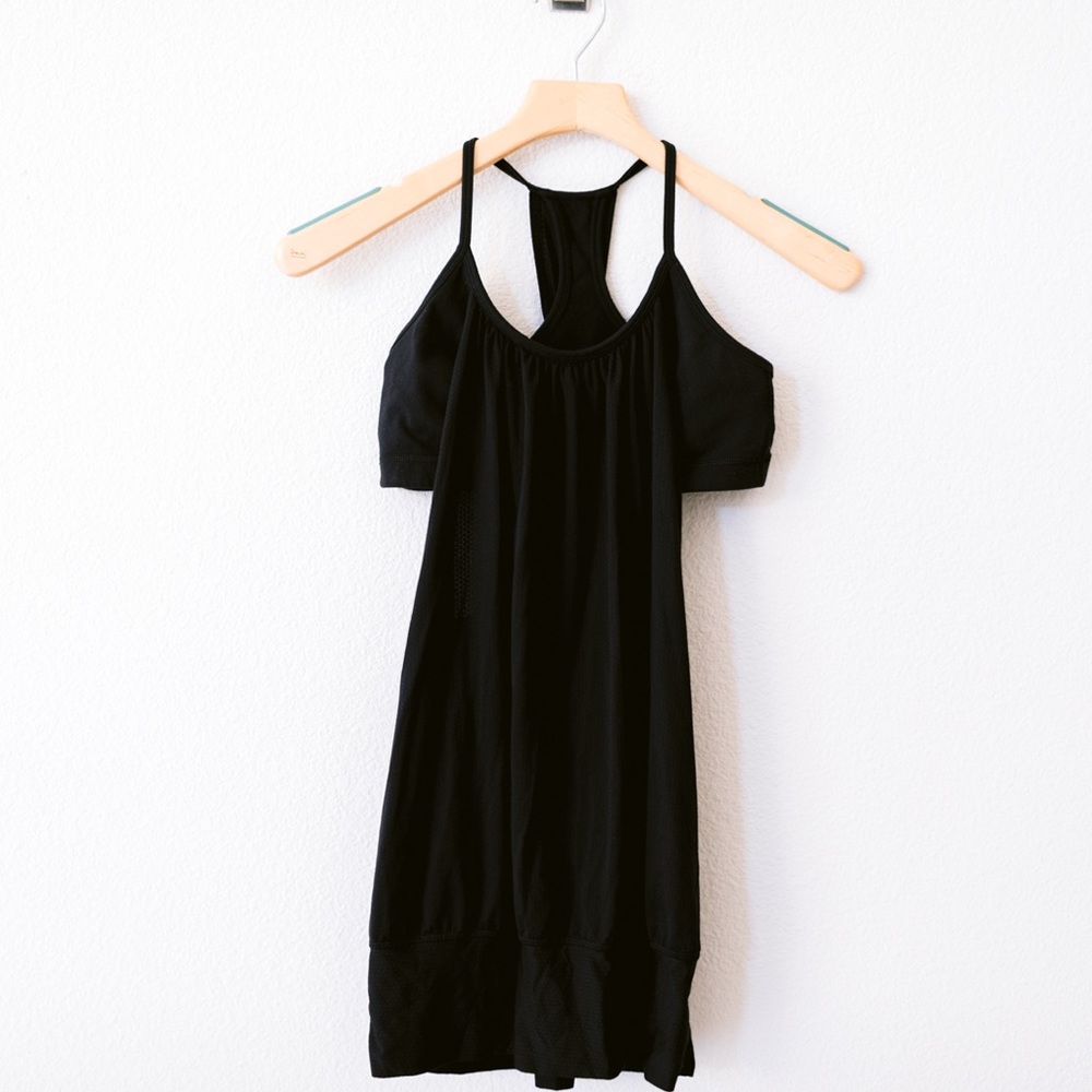 Lululemon No Limits Tank in Black
